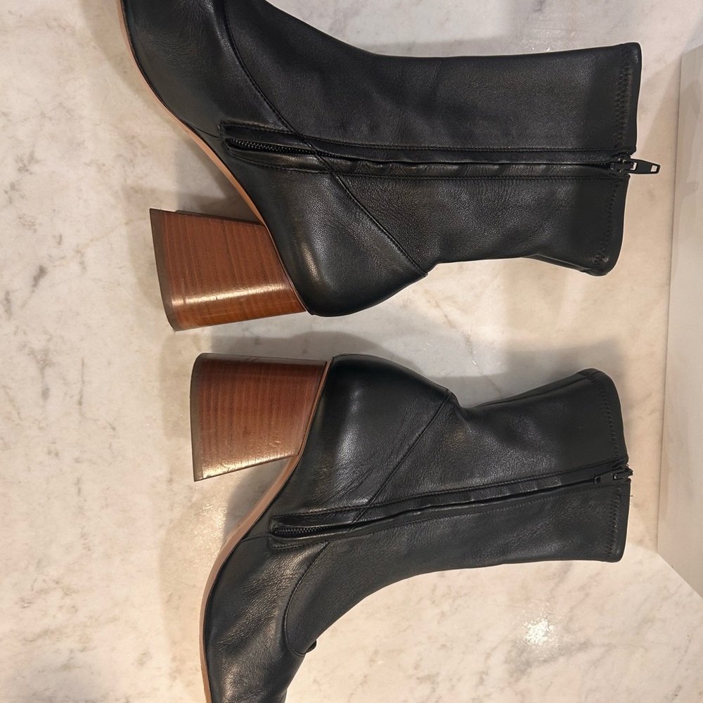 Celine Black and Brown Leather Heeled Boots - Picture 6 of 10